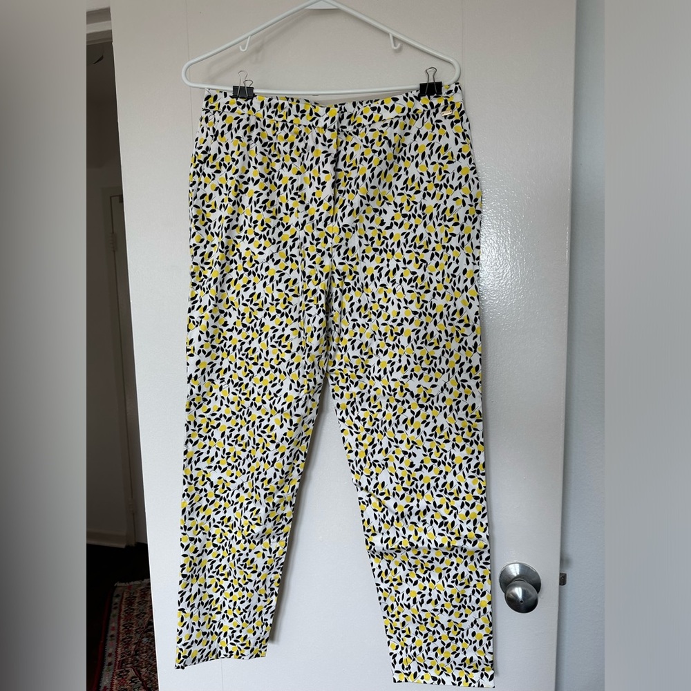 ESCADA Lemon Print Ankle Pant